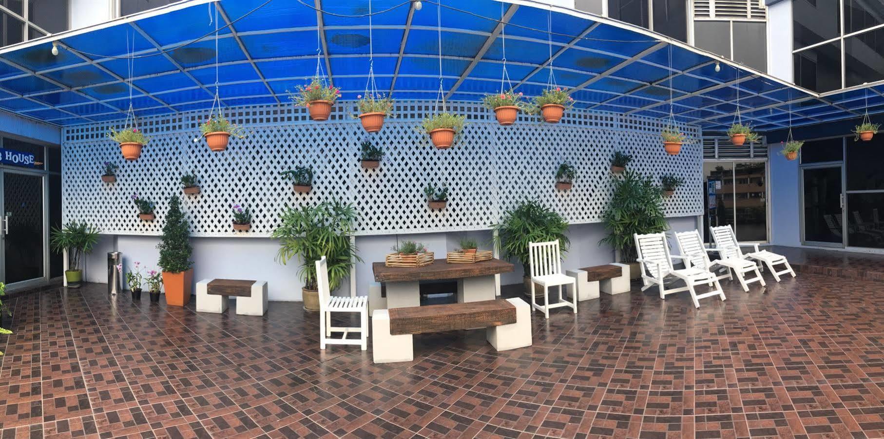Chon Inter Hotel شون بوري المظهر الخارجي الصورة