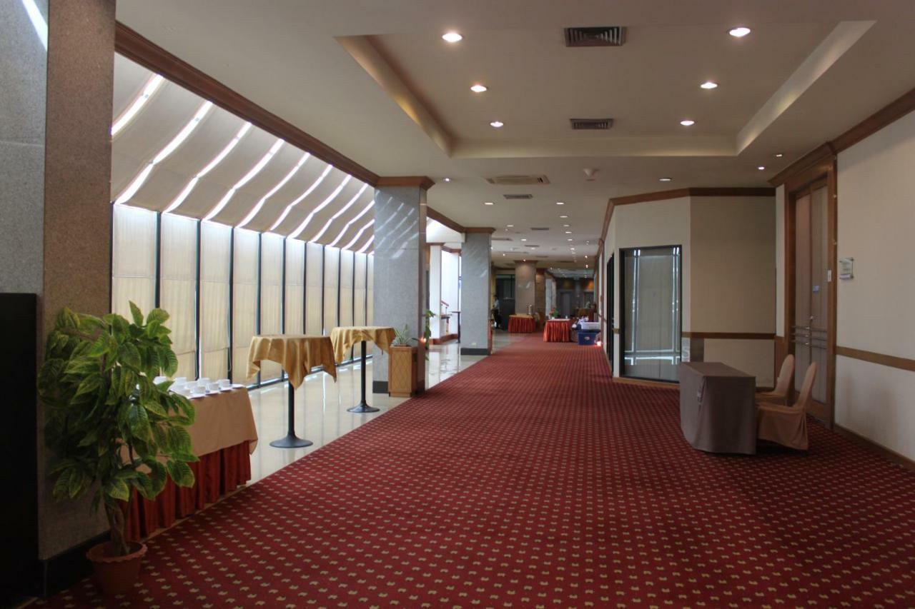 Chon Inter Hotel شون بوري المظهر الخارجي الصورة